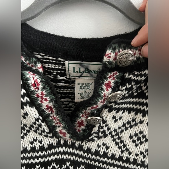 Vintage LL Bean oversized Fair Isle sweater - Picture 2 of 3